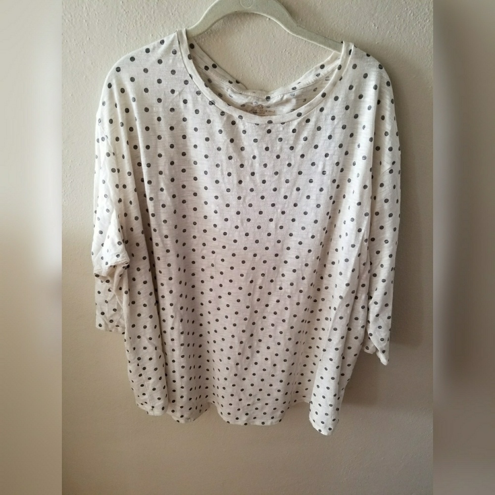 Sonoma grey & cream polka dot top